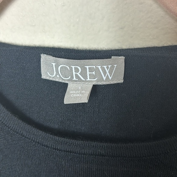 J. Crew 100% Merino Wool Round Neck Pullover Sweater in black size Small - Picture 3 of 7